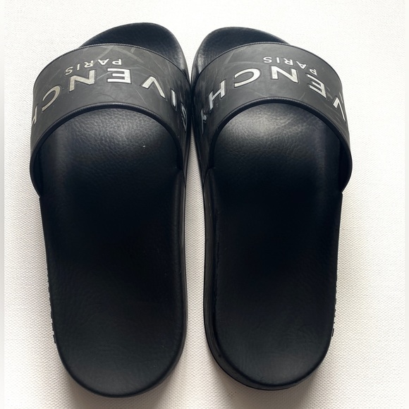 Givenchy Black Logo Pool Slides - Picture 4 of 4